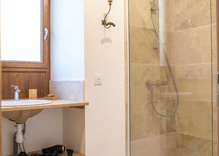 Le Clos De La Monne Maison d'hôtes *